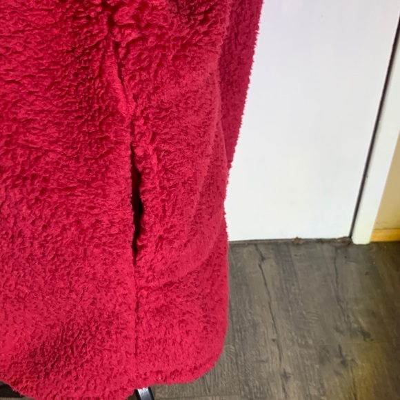 Cozy Red Hooded Fleece Coat - Picture 4 of 6